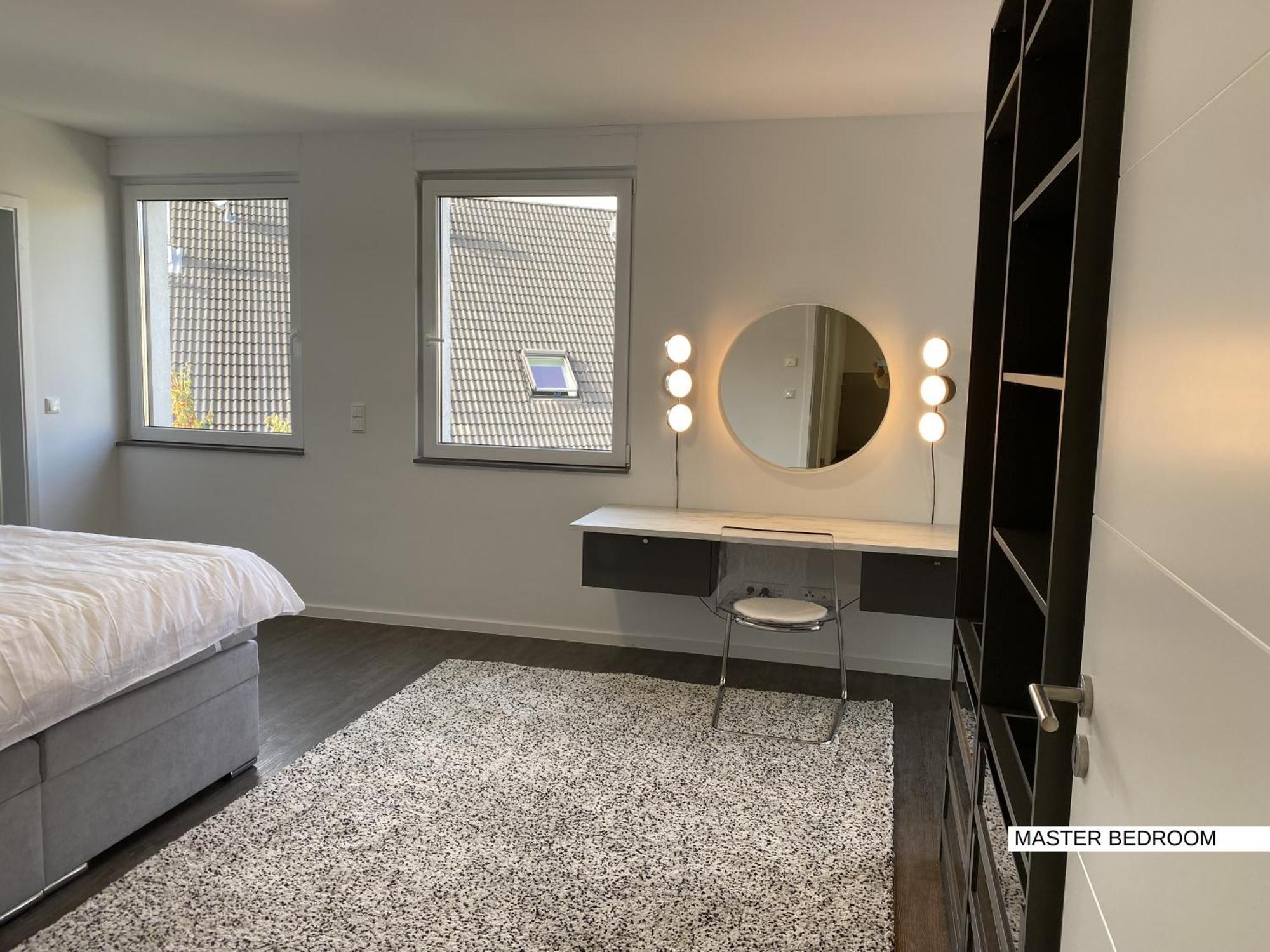 Hotel Valley Of Business Frankfurt-Airport - Black Label Penthouse Хофхайм ам Таунус Екстериор снимка